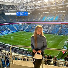 Зина, 24