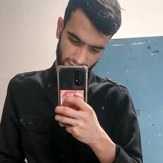 Аркадий, 27