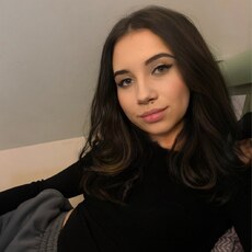 Лариса, 22