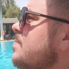 Андрей, 37