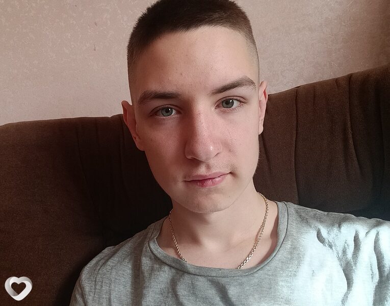 Толя