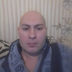 Вася, 35