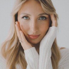 Оксана, 24