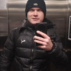 Виктор, 29