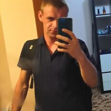 Виталий, 32