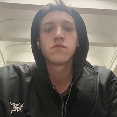 Андрей, 20
