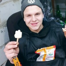 Вася, 25