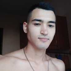 Андрей, 23