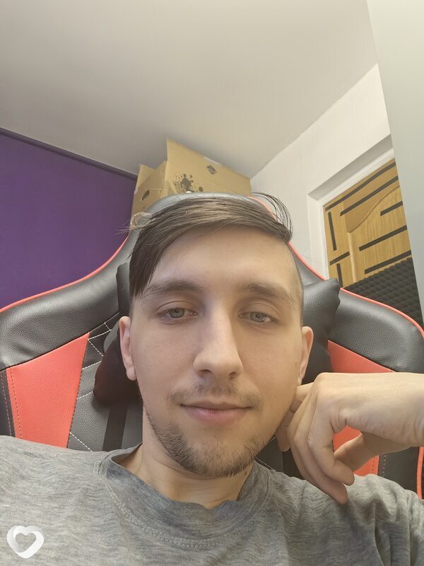 Женя