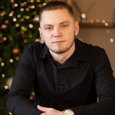 Валентин, 25