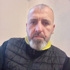 Владимир, 49