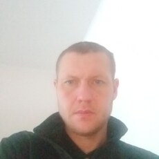 Валентин, 34