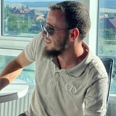 Даня, 28