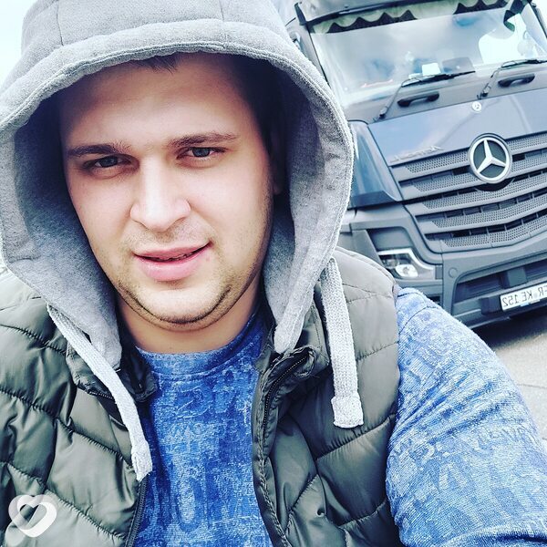 Валя