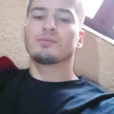 Альбик, 23