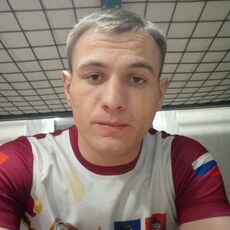 Сева, 27