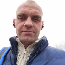 Виталя, 42