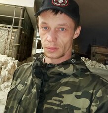 Максим, 33