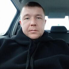 Гриша, 35