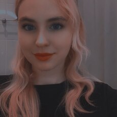 Валя, 25