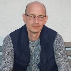 Ринат, 44