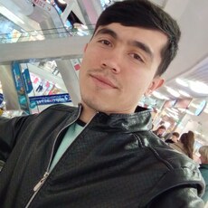 Гена, 26