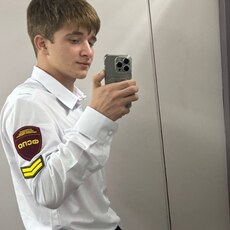 Виталий, 27