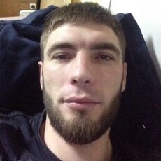 Тёма, 34
