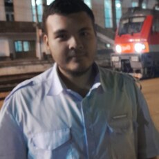 Эдик, 22