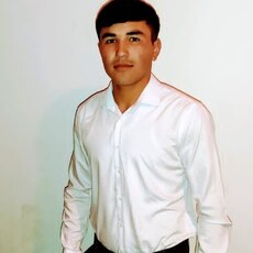 Эдуард, 26