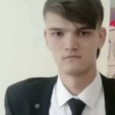 Тим, 25