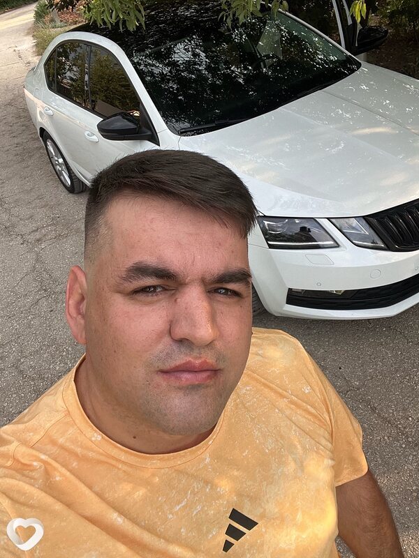 Женя