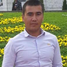 Максим, 33