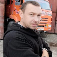 Вадим, 42