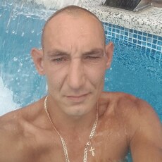 Радомир, 36