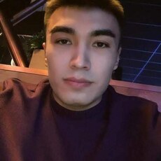 Юрий, 36