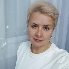 Эмма, 51