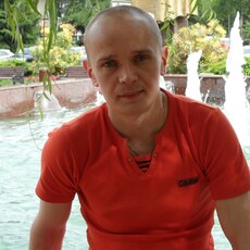 Слава, 42