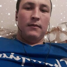 Саша, 35