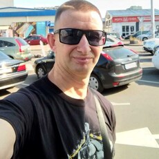 Веня, 46