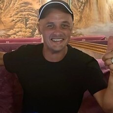 Слава, 37