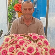 Адам, 60