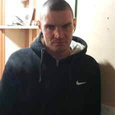 Слава, 40