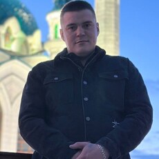 Всеволод, 28