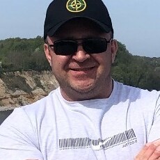 Витя, 42