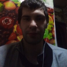 Аркадий, 28
