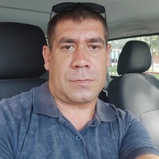 Паша, 42