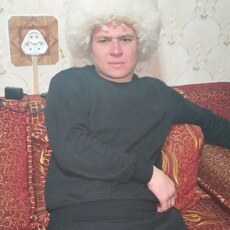 Владимир, 32