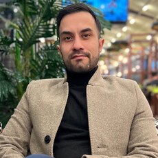 Тим, 28