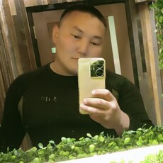 Гоша, 30